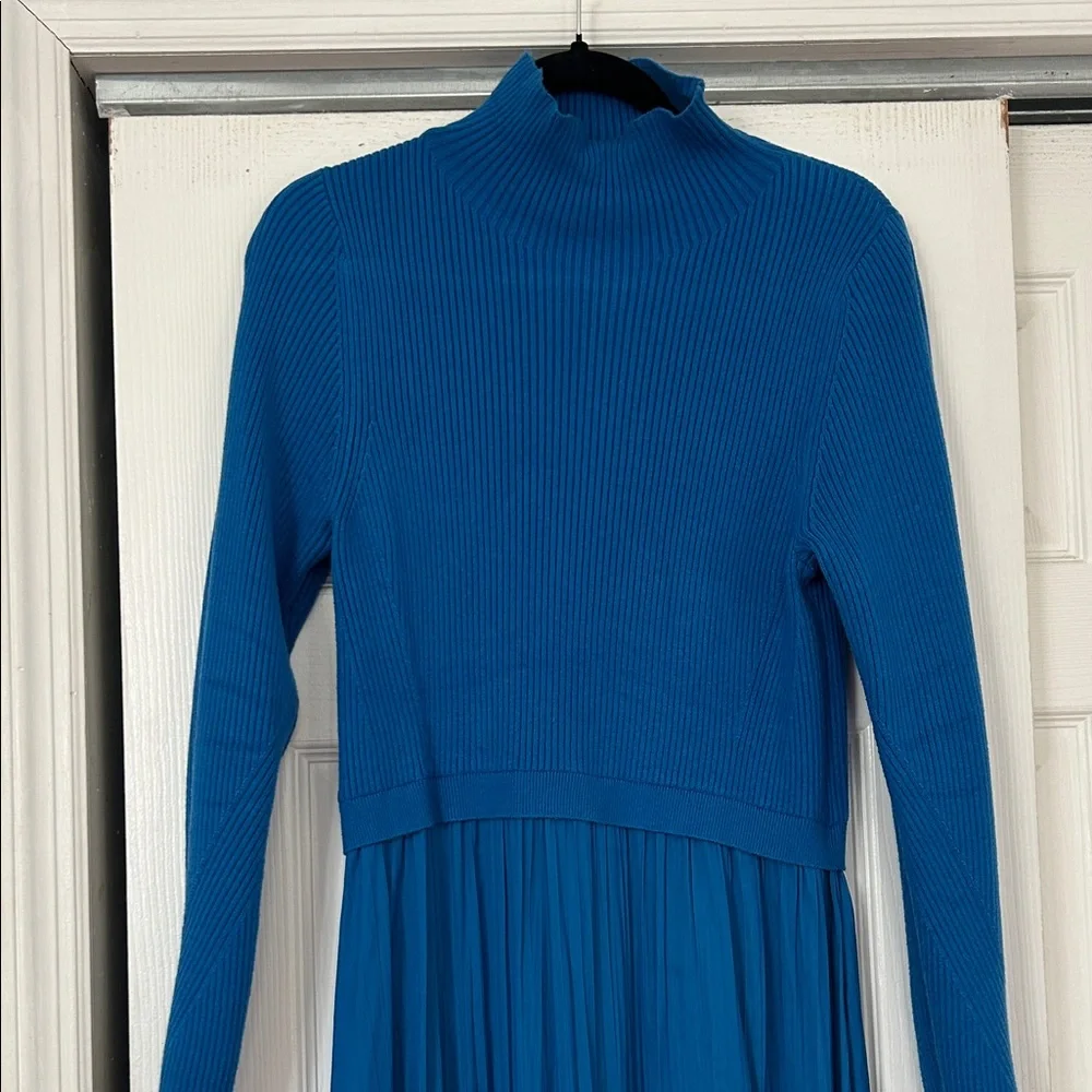 Anthropologie The Thea Long-Sleeve Twofer Petite Maxi Dress in Blue - Picture 5 of 7